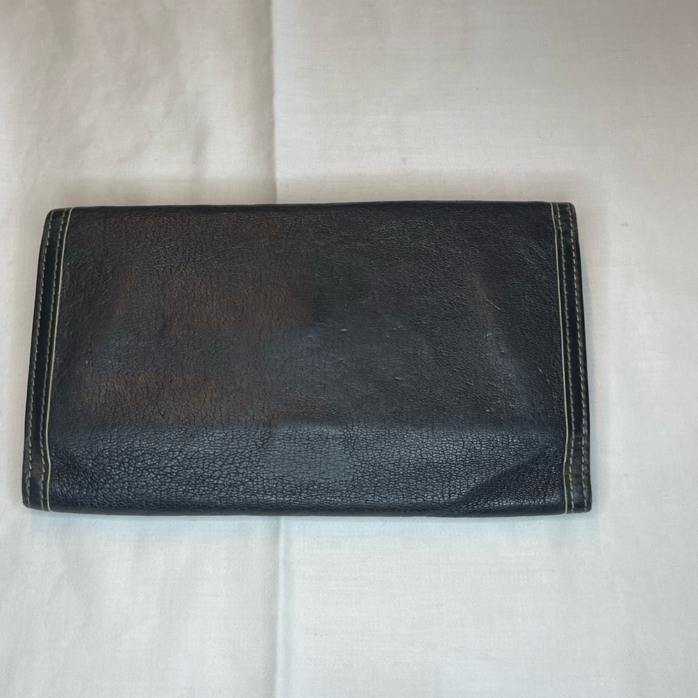 Louis Vuitton Suhali Porte-Trésor International Wallet - Picture 2 of 15
